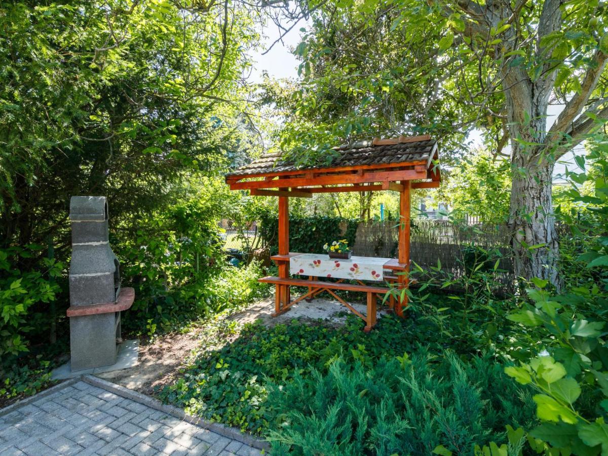 Holiday Home Jazmin By Interhome バラトンサールソー エクステリア 写真